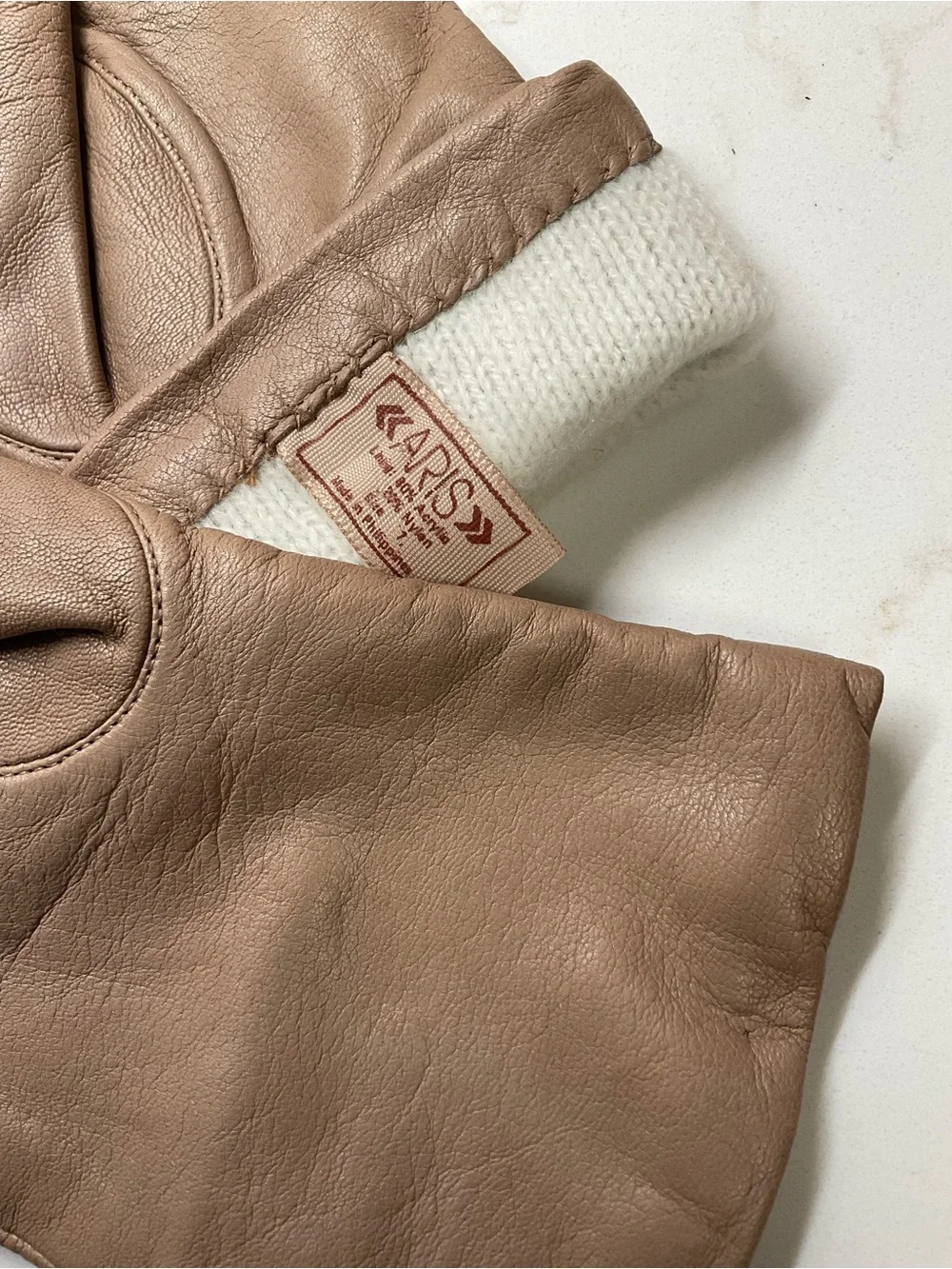 Women’s Aris soft leather Taupe gloves